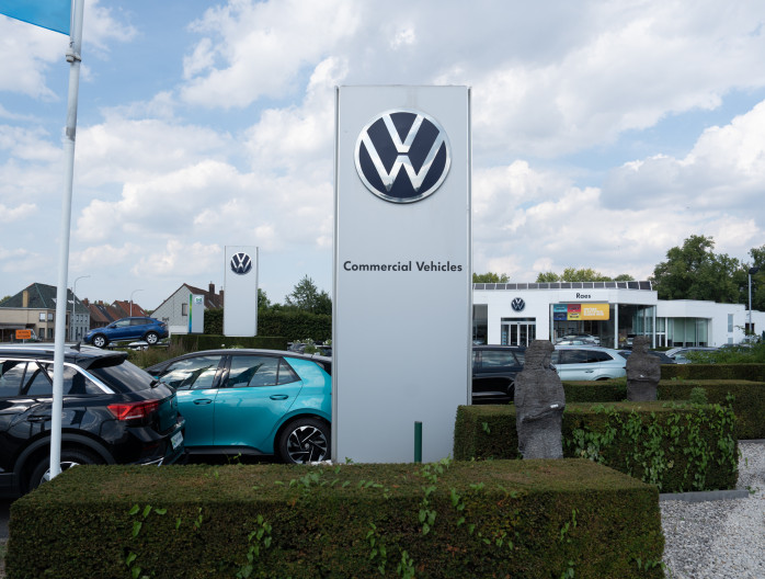 Volkswagen Bedrijfsvoertuigen Raes Oostkamp