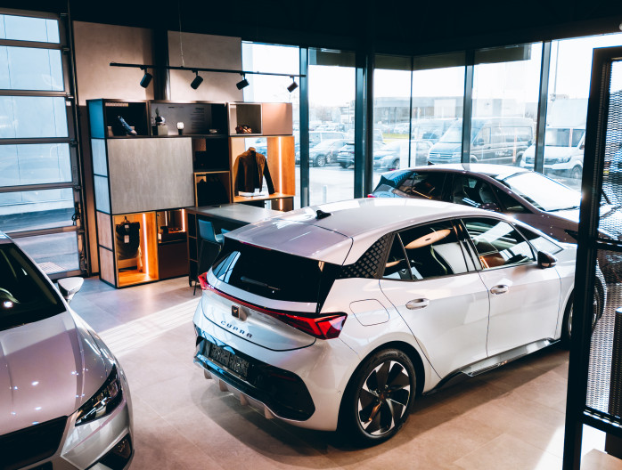 Cupra showroom Raes Autogroep Brugge