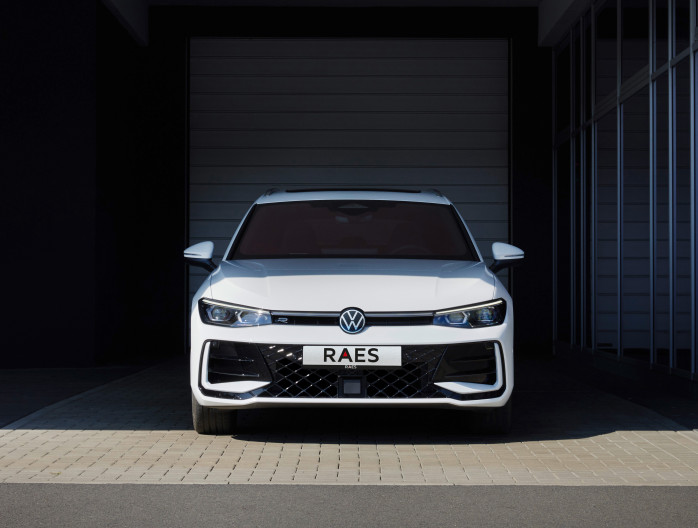 Volkswagen-Passat Variant-Raes