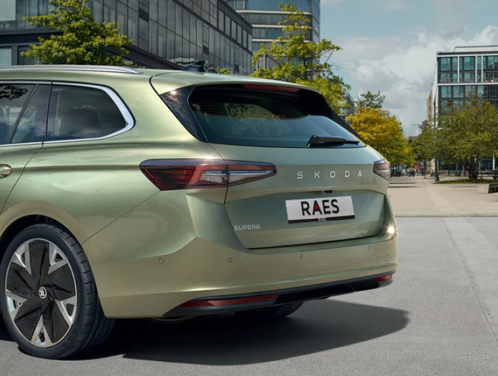 Ontdek de veelzijdigheid van de SKODA Superb reeks