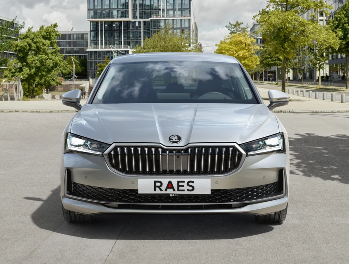 Ontdek de veelzijdigheid van de SKODA Superb reeks