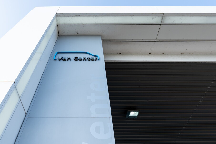 Volkswagen Van Center Raes Brugge