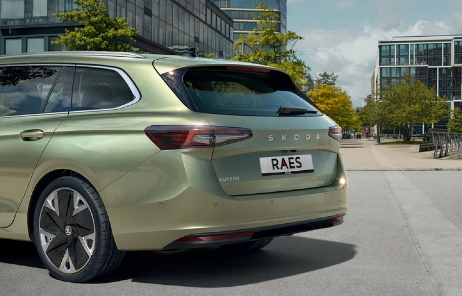Ontdek de veelzijdigheid van de SKODA Superb reeks