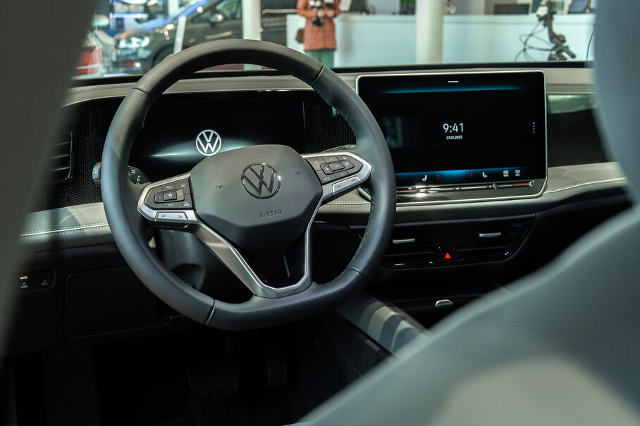 volkswagen_passat-22.