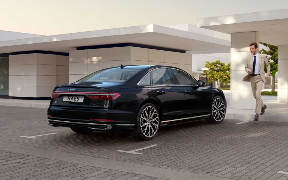 Ontdek de Audi A8