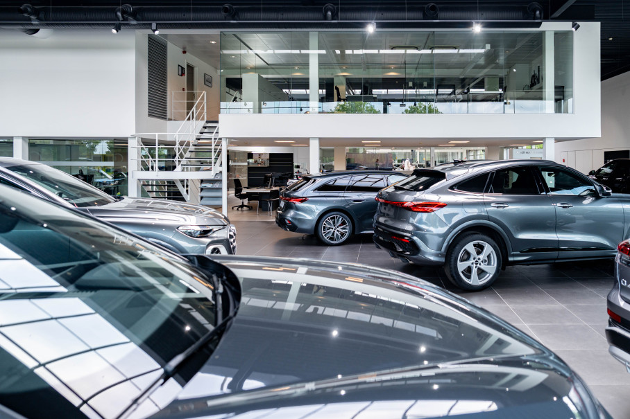 Audi showroom Brugge