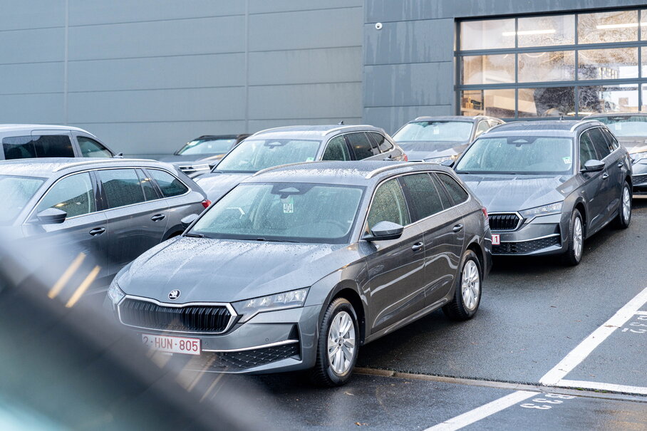 Ontdek de groepslevering van acht Škoda Octavia Combi modellen