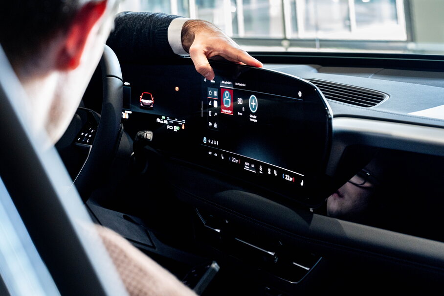 Ontdek de groepslevering van de drie Audi A6 e-tron modellen.