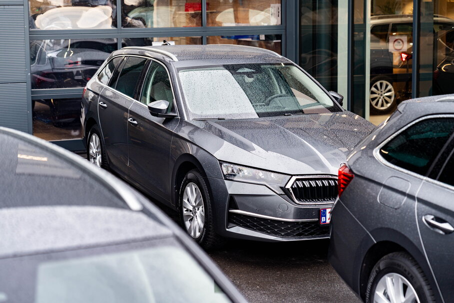 Ontdek de groepslevering van 7 Škoda Octavia Combi modellen