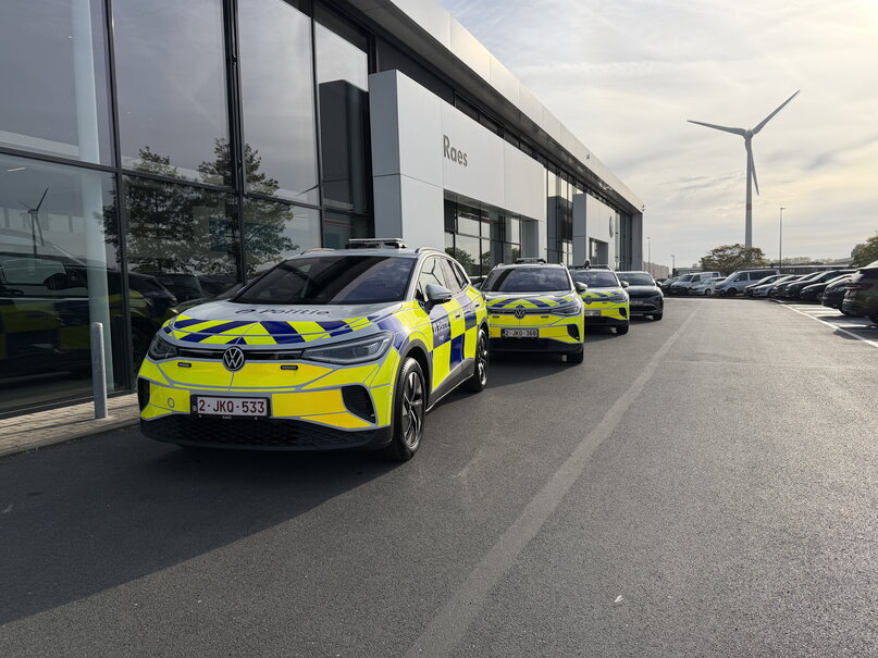 Groepslevering Politie Volkswagen ID.4-modellen