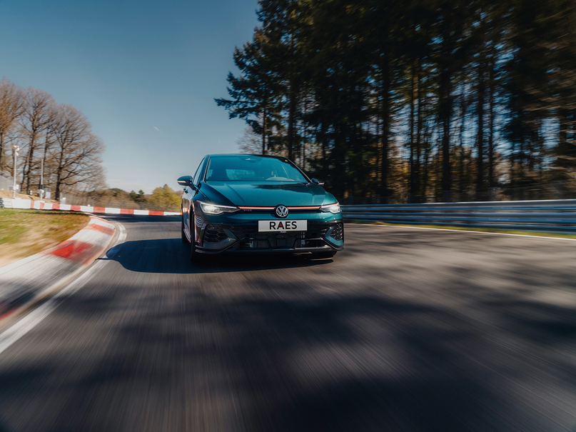 Volkswagen Golg GTI op de Nurburgring