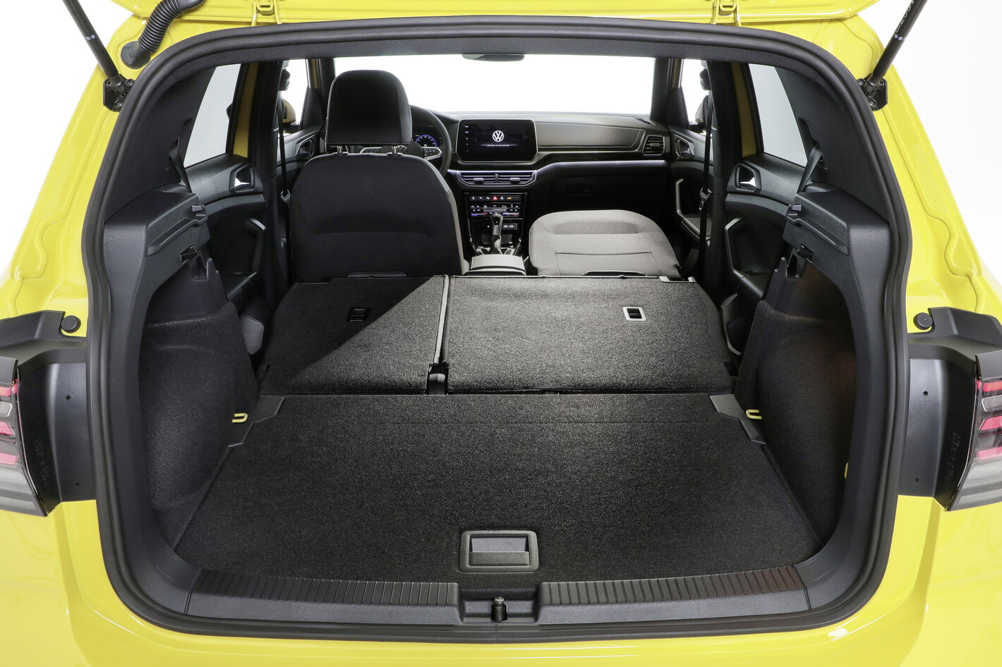 Volkswagen-T-Cross-Raes