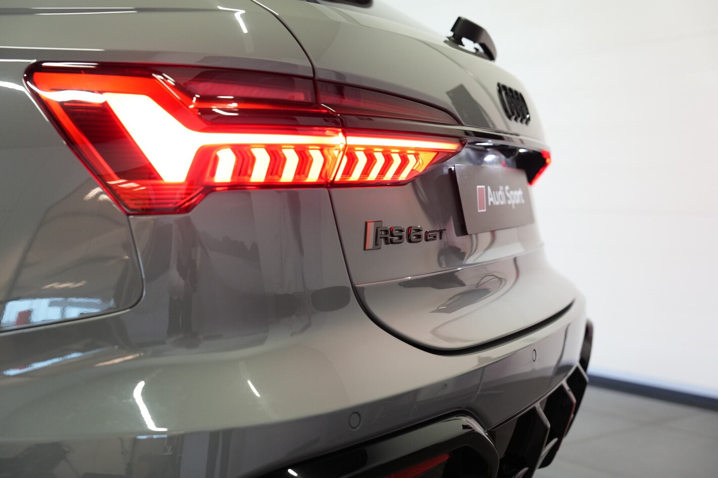 Ontdek de Audi RS6 GT, 1 van de 2 in België