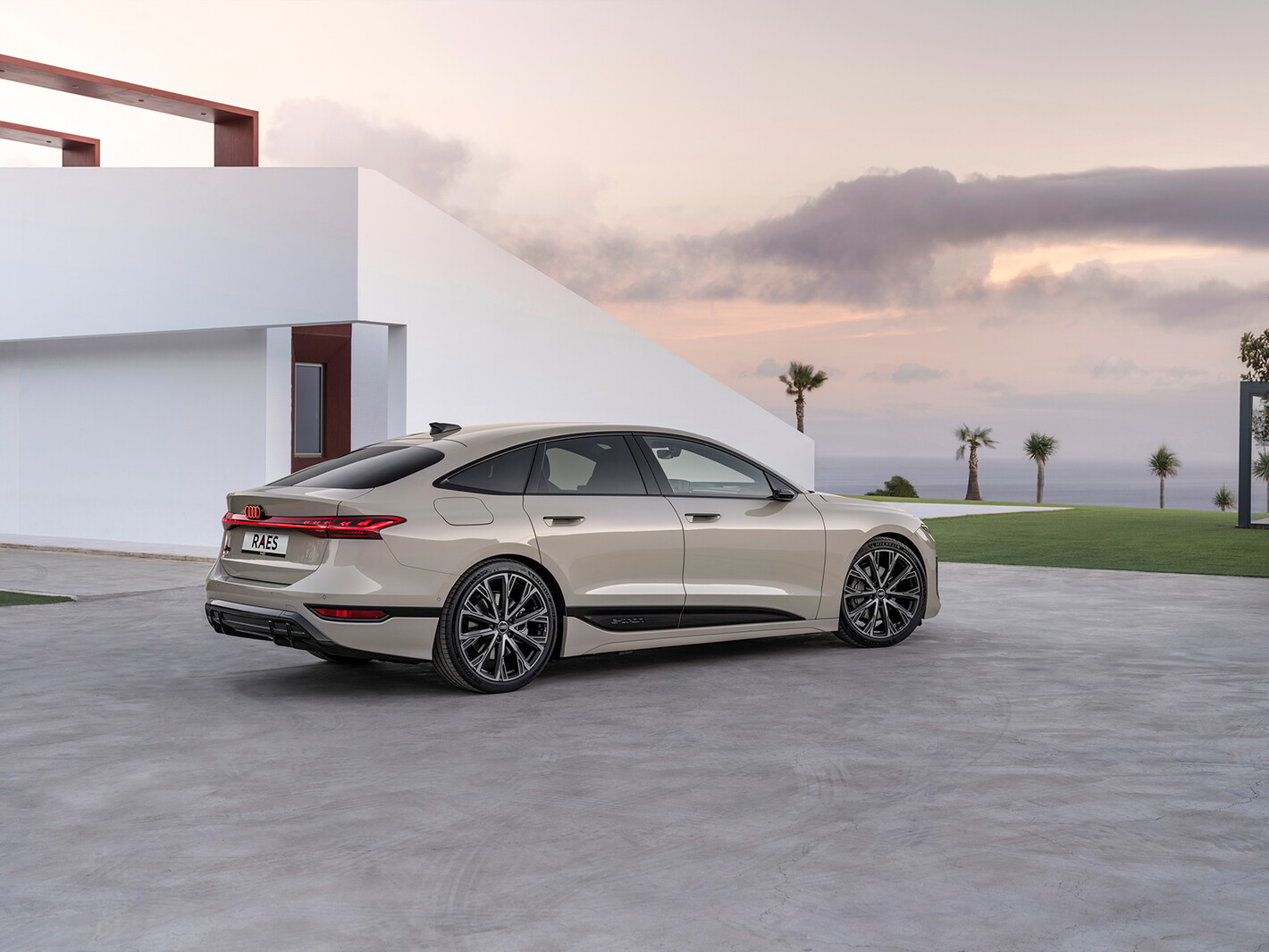 audi_a6_etron