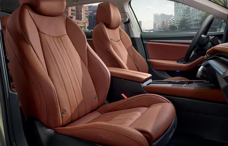 Ontdek de veelzijdigheid van de SKODA Superb reeks