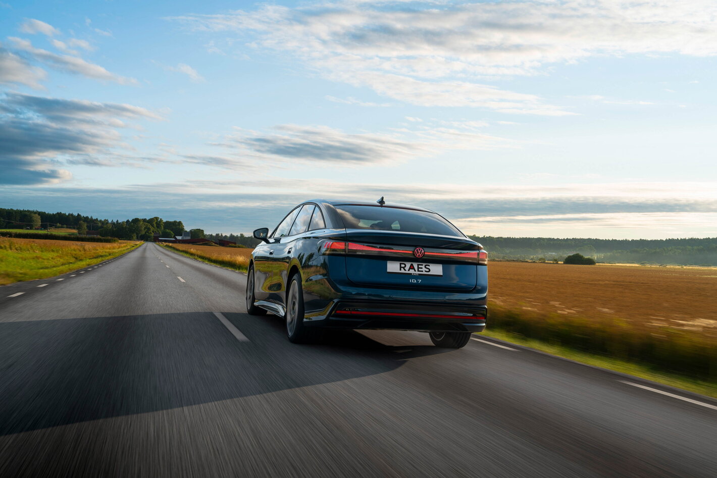 raes.autogroep.volkswagen.id_.7