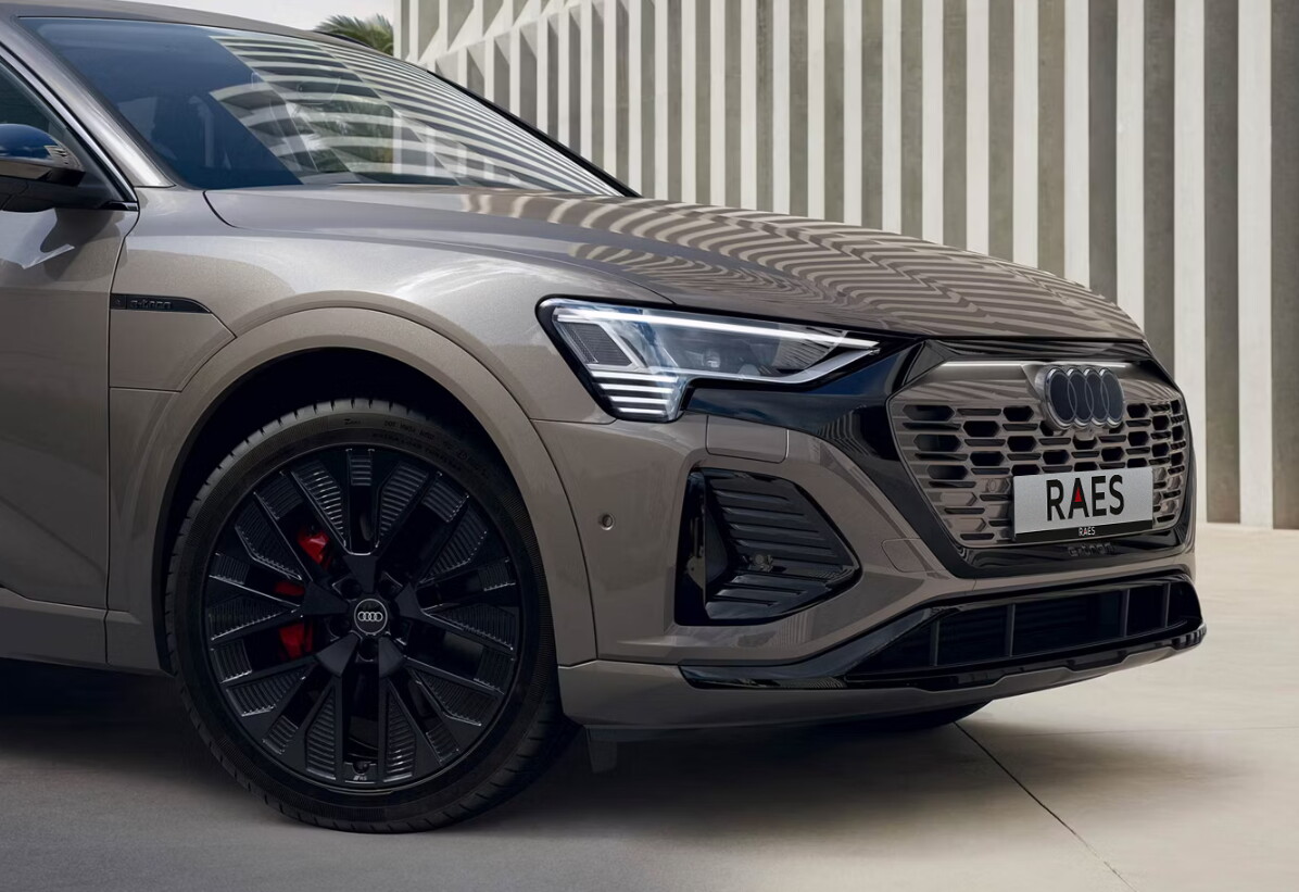 Ontdek de Audi Q8 e-tron