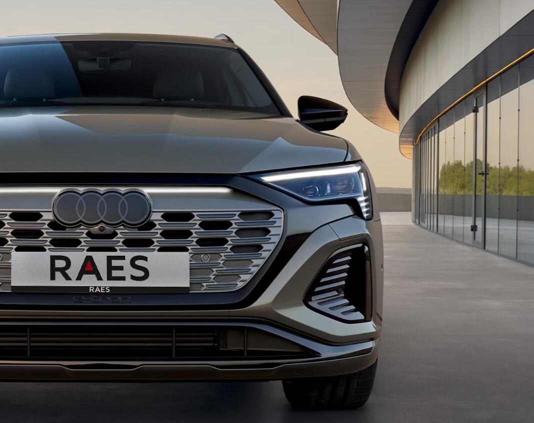 Ontdek de Audi Q8 e-tron