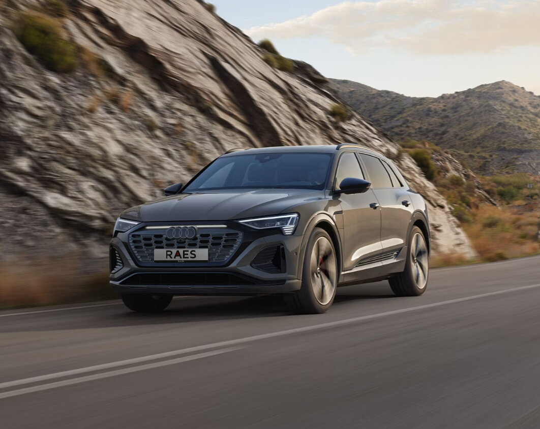 Ontdek de Audi Q8 e-tron