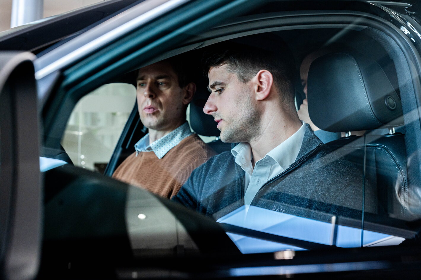 Ontdek de groepslevering van de drie Audi A6 e-tron modellen.