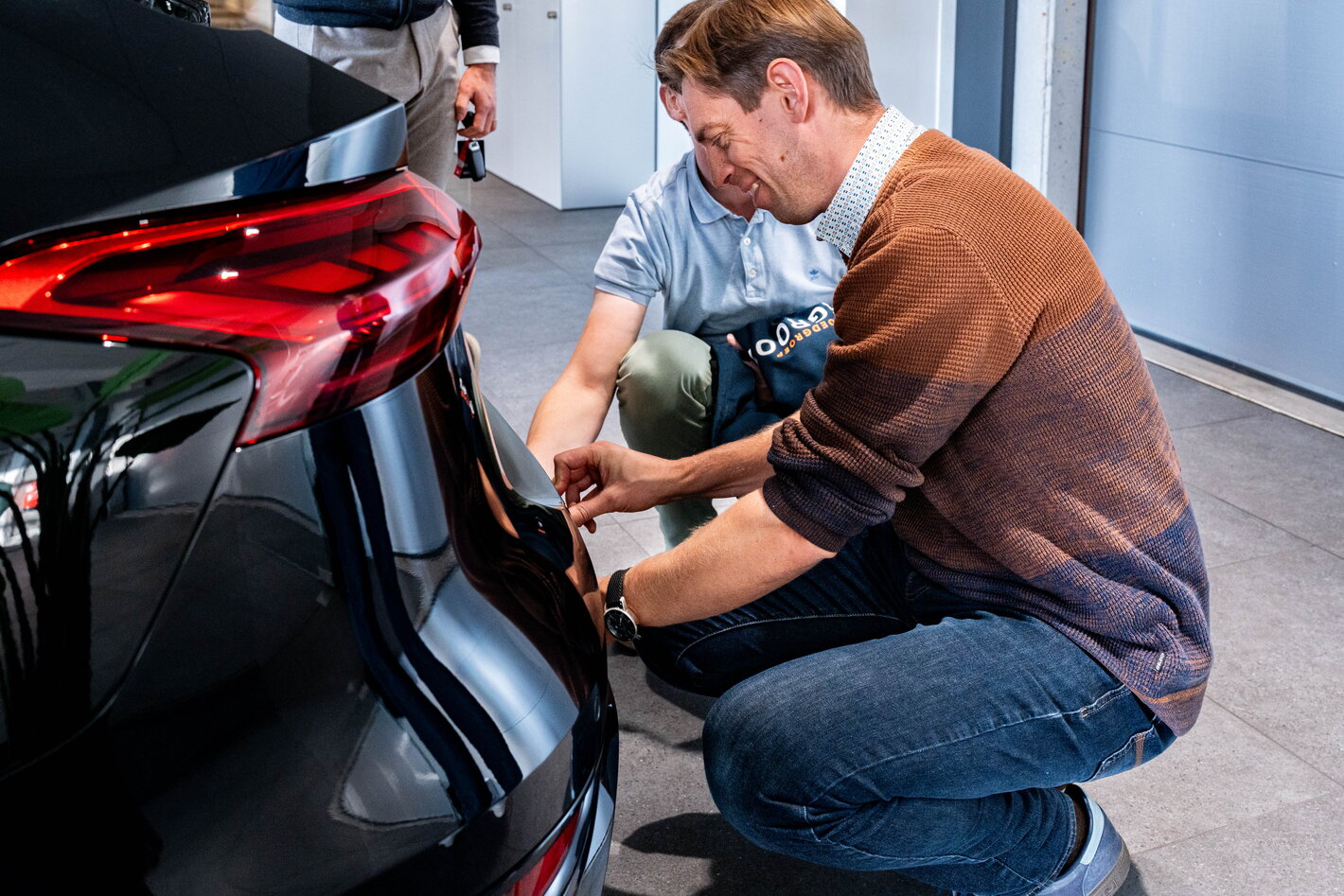 Ontdek de groepslevering van de drie Audi A6 e-tron modellen.