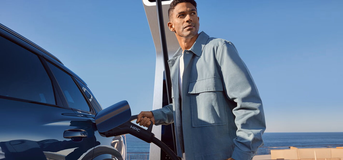 Ontdek de Audi Q6 e-tron